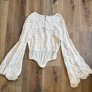 Elegant White Lace Bell Sleeve Top